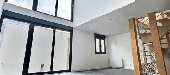 3 bedrooms Duplex in Montreuil, France No. 180400 19