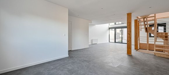 3 bedrooms Duplex in Montreuil, France No. 180400 15