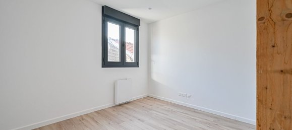 3 bedrooms Duplex in Montreuil, France No. 180400 27