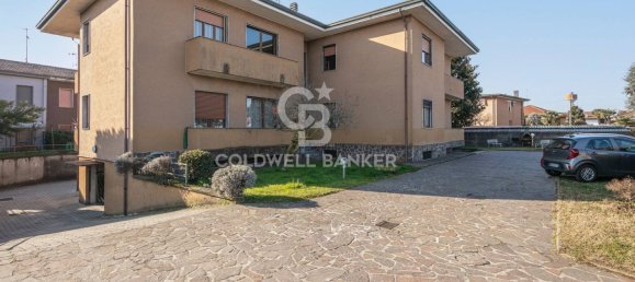 3-salle Appartement à Arconate, Italy No. 97575 2