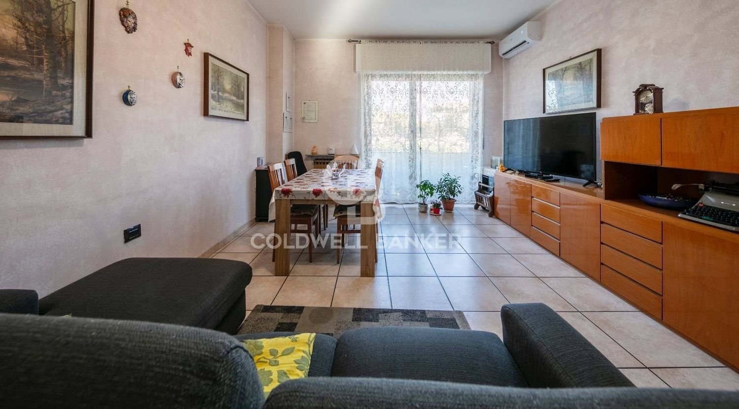 3-salle Appartement à Arconate, Italy No. 97575