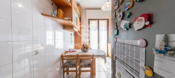 3-salle Appartement à Arconate, Italy No. 97575 18