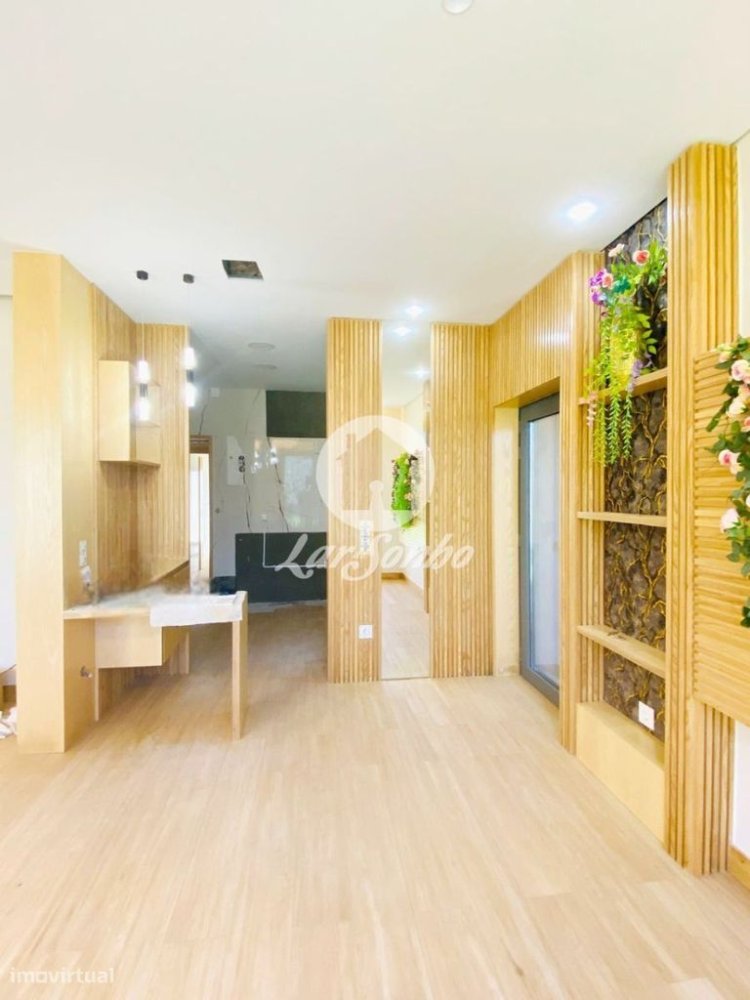 3 bedrooms House in Castelo da Maia, Portugal No. 291176