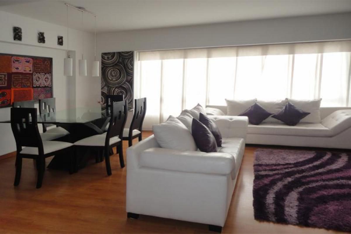 3 bedrooms House in Bogota, Colombia No. 10373