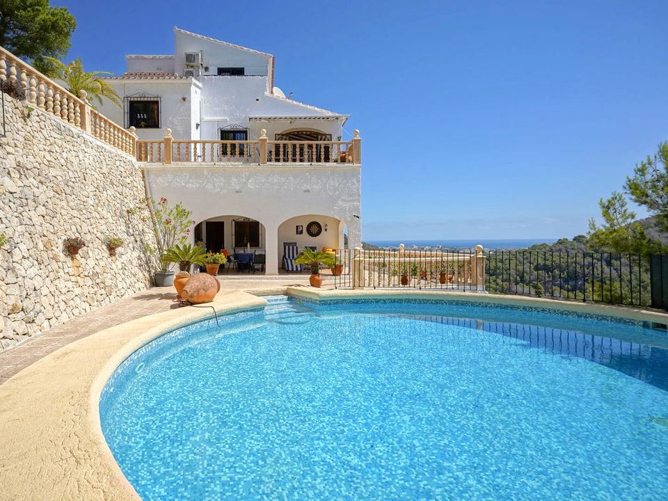 4 bedrooms Villa in Alicante, Spain No. 278265