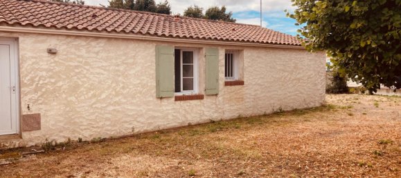 Дом с 2 спальнями в Сен-Бенуа-сюр-Мер, Франция № 281894 2