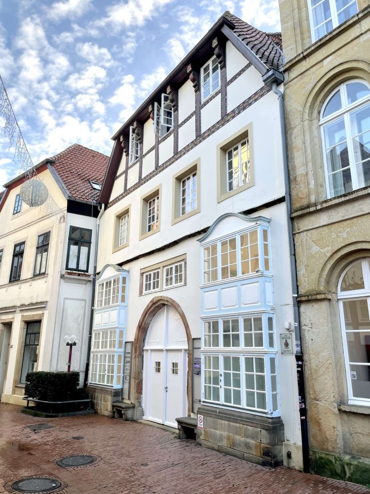 6 bedrooms Building in Osnabruck, Germany No. 247982