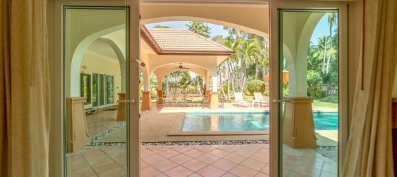 5 chambres villa à vendre à Pattaya, Chonburi, Eastern Thailand, Thailand № 63377 12