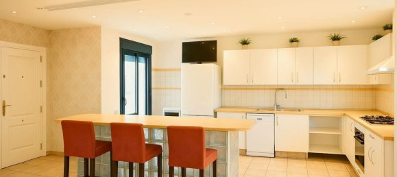 Apartamento T3 em San Roque, Spain N.º 143756 4