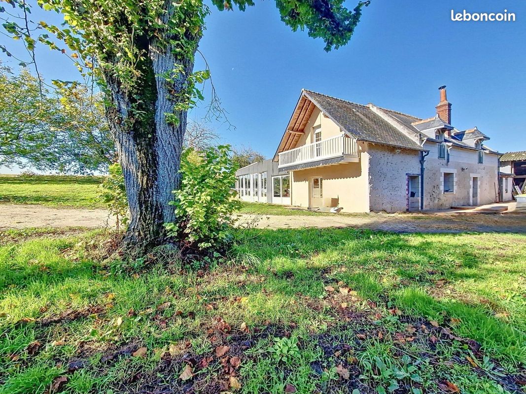 5 Schlafzimmer Haus in Rochecorbon, France, Nr. 234122