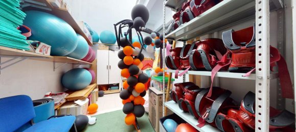 4-salle Appartement à Francavilla Fontana, Italy No. 21900 21