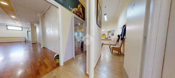 4-salle Appartement à Francavilla Fontana, Italy No. 21900 11