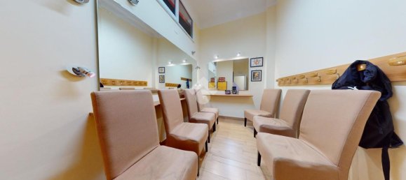 4-salle Appartement à Francavilla Fontana, Italy No. 21900 13