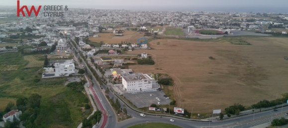 1420 m² terreno en venta en Paralimni, Ammochostos, Cyprus № 181155 2