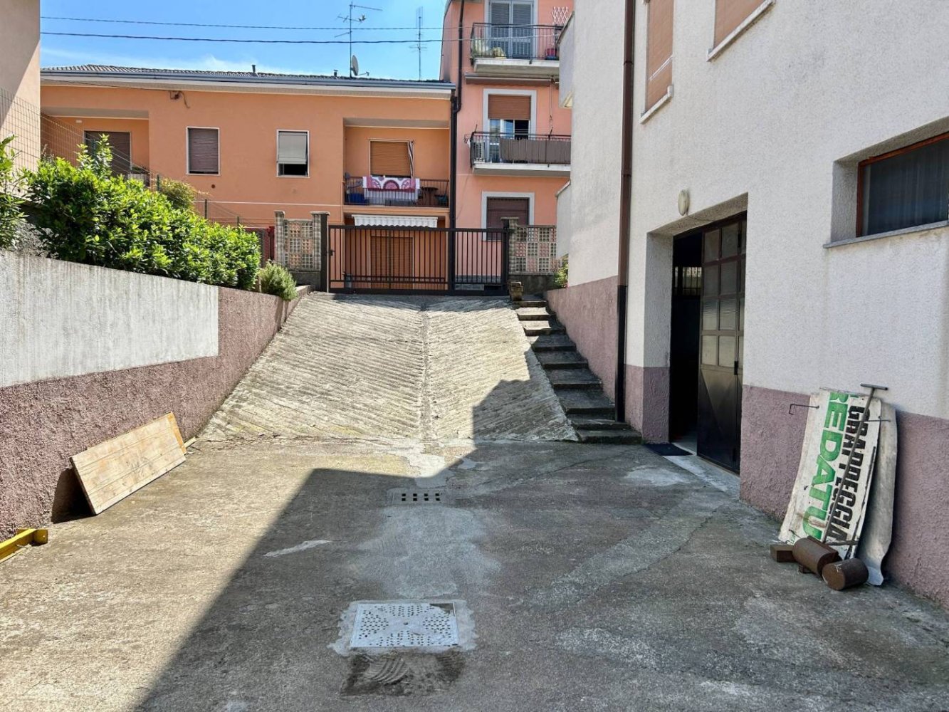 Armazém em Limbiate, Italy 75 m² N.º 273935