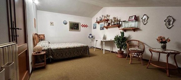 4-Zimmer Wohnung in Sarzana, Italy, Nr. 104733 8
