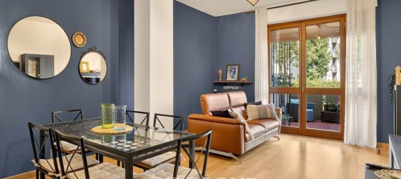 4-salle Appartement à Monza, Italy No. 259015 11