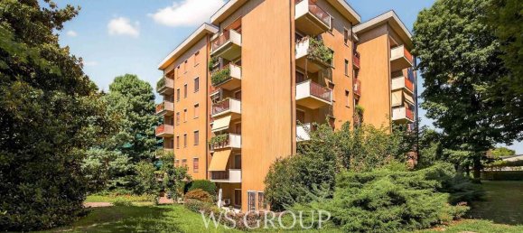 4-salle Appartement à Monza, Italy No. 259015 40