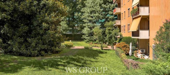 4-salle Appartement à Monza, Italy No. 259015 39