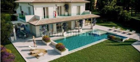 Villa T4 em Forte dei Marmi, Italy N.º 200709 10