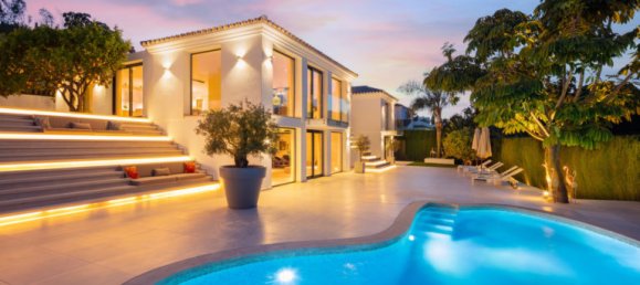 4 bedrooms Villa in Marbella, Spain No. 30597 42
