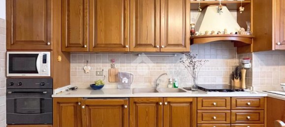 4 Schlafzimmer Haus in Valbrenta, Italy, Nr. 330158 8