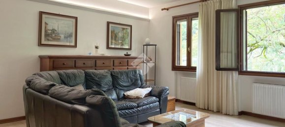 4 Schlafzimmer Haus in Valbrenta, Italy, Nr. 330158 3