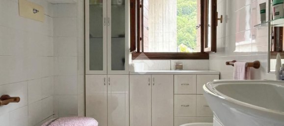 4 Schlafzimmer Haus in Valbrenta, Italy, Nr. 330158 25