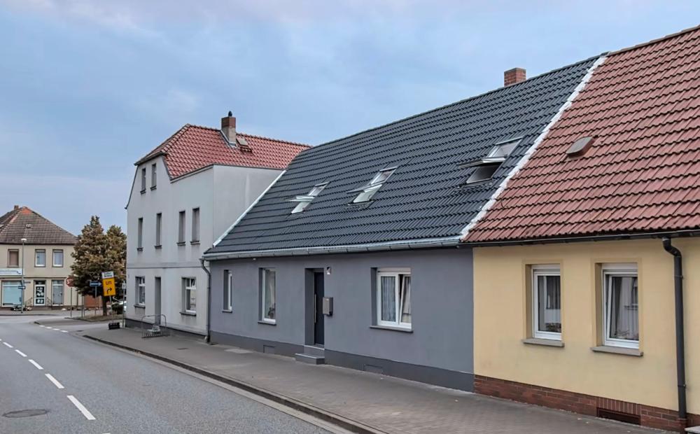 4 rooms House in Salzlandkreis, Germany No. 271199