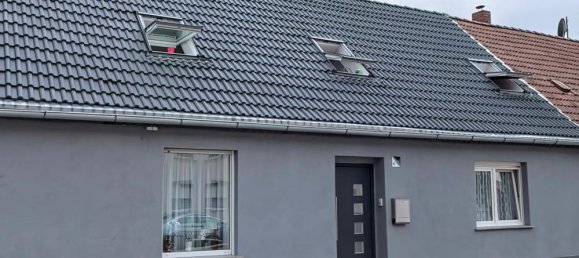 4 rooms House in Salzlandkreis, Germany No. 271199 3