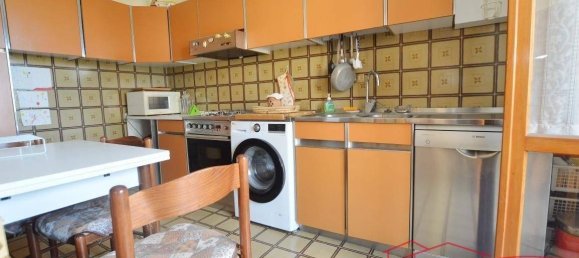 3 bedrooms Apartment in Lucca, Italy No. 210066 6