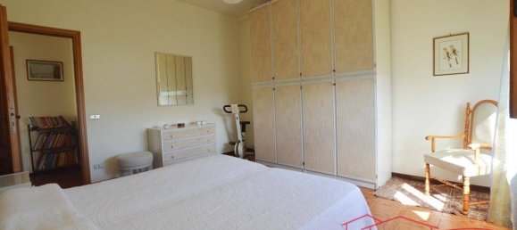 3 bedrooms Apartment in Lucca, Italy No. 210066 20