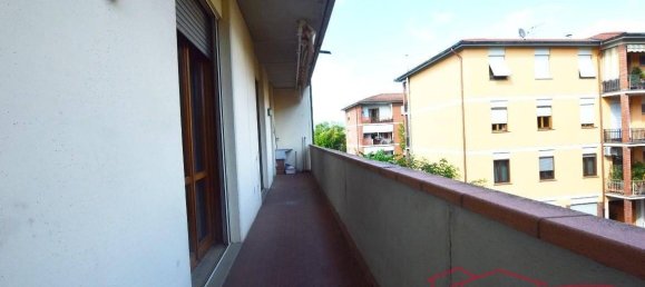 3 bedrooms Apartment in Lucca, Italy No. 210066 8