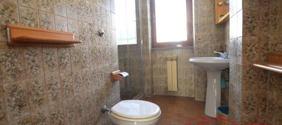 3 bedrooms Apartment in Lucca, Italy No. 210066 23