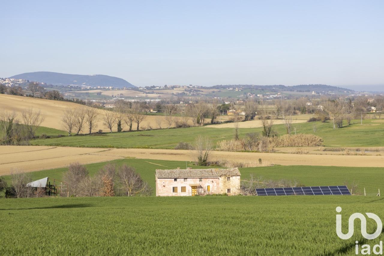 Casa de 3 habitaciónes en Recanati, Italy No. 35089
