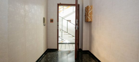 Apartamento de 7 dormitorios en Genoa, Italy No. 364689 46