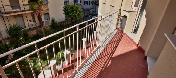 Apartamento de 7 dormitorios en Genoa, Italy No. 364689 14