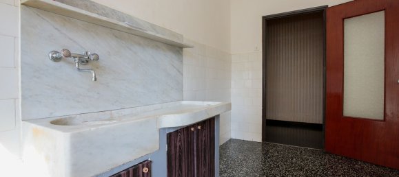 Apartamento de 7 dormitorios en Genoa, Italy No. 364689 11