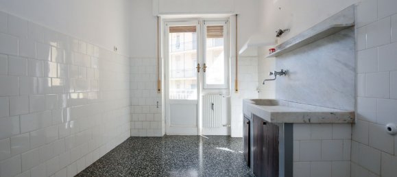 Apartamento de 7 dormitorios en Genoa, Italy No. 364689 6