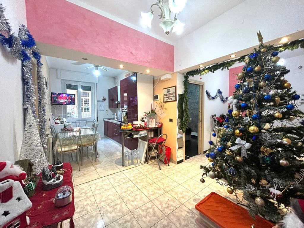 2 bedrooms Apartment in Genoa, Italy No. 176429