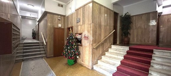 Apartamento de 2 dormitorios en Genoa, Italy No. 176429 10