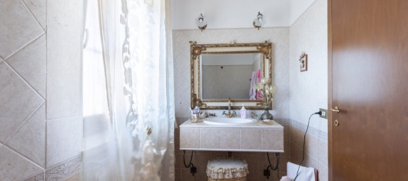 Дом с 3 спальнями в Риньяно Фламинио, Италия № 347242 25