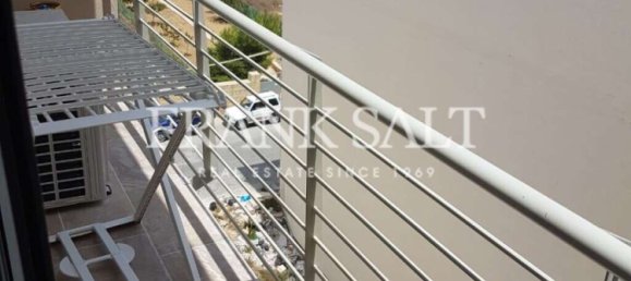 3 bedrooms Apartment in Victoria, Malta No. 5641 10