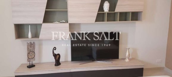 3 bedrooms Apartment in Victoria, Malta No. 5641 2