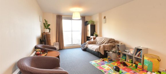 2 chambres Appartement à Essex, United Kingdom No. 3980 8