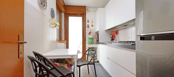 3غرفة شقة في Rome, Italy رقم 114020 11