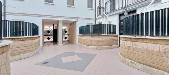 3غرفة شقة في Rome, Italy رقم 114020 21