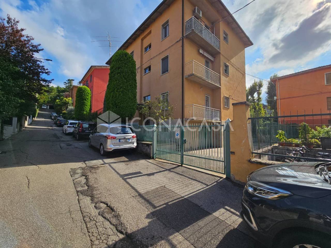 3-Zimmer Wohnung in Bologna, Italy, Nr. 339233