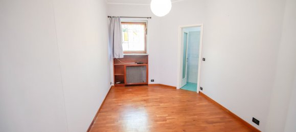 3 rooms Apartment in Turin, Italy No. 127915 66