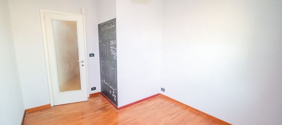 3 rooms Apartment in Turin, Italy No. 127915 68